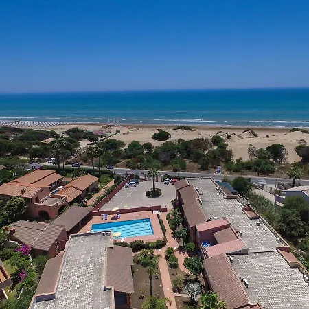 Del Mare Casesicule סנטה מריה דל פוקלו