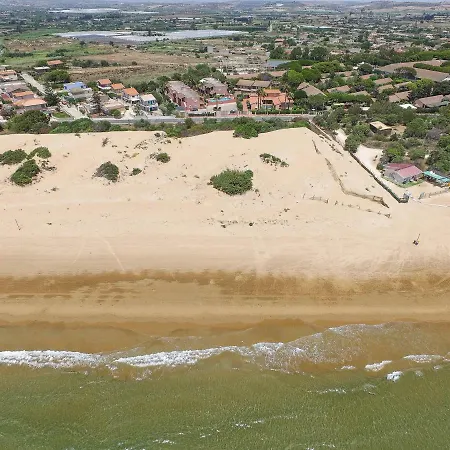 Del Mare Casesicule סנטה מריה דל פוקלו